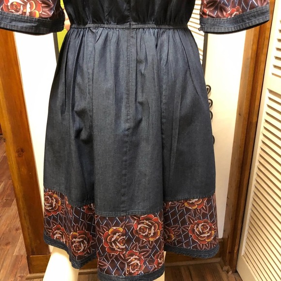 New eShakti Chambray with Trim - Picture 6 of 7